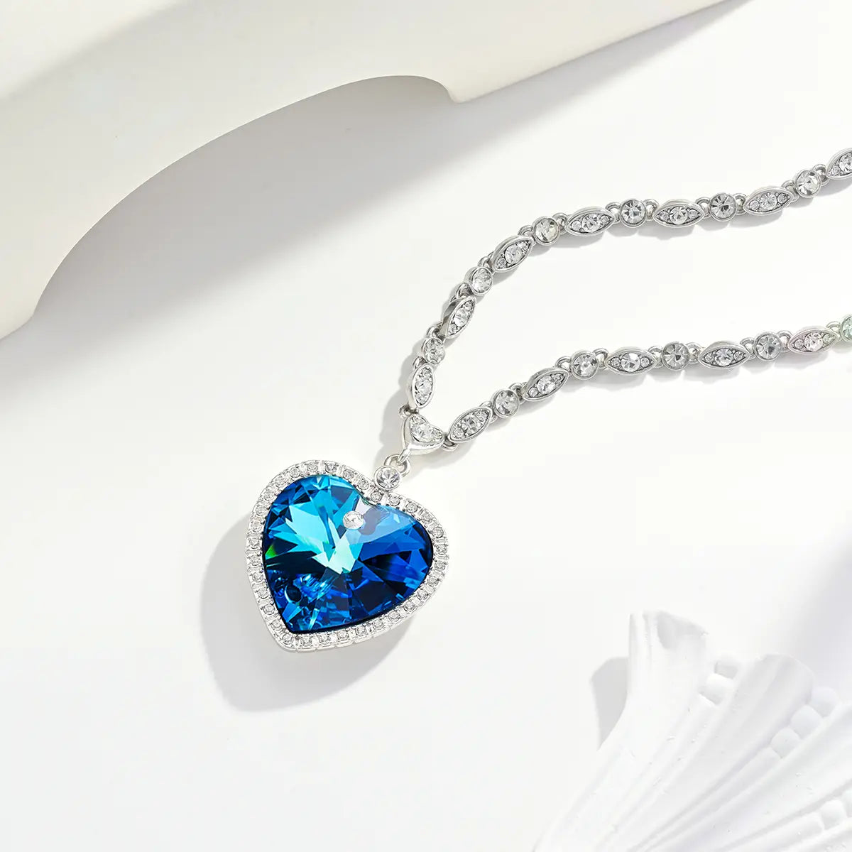 Heart of the Ocean Titanic Necklace