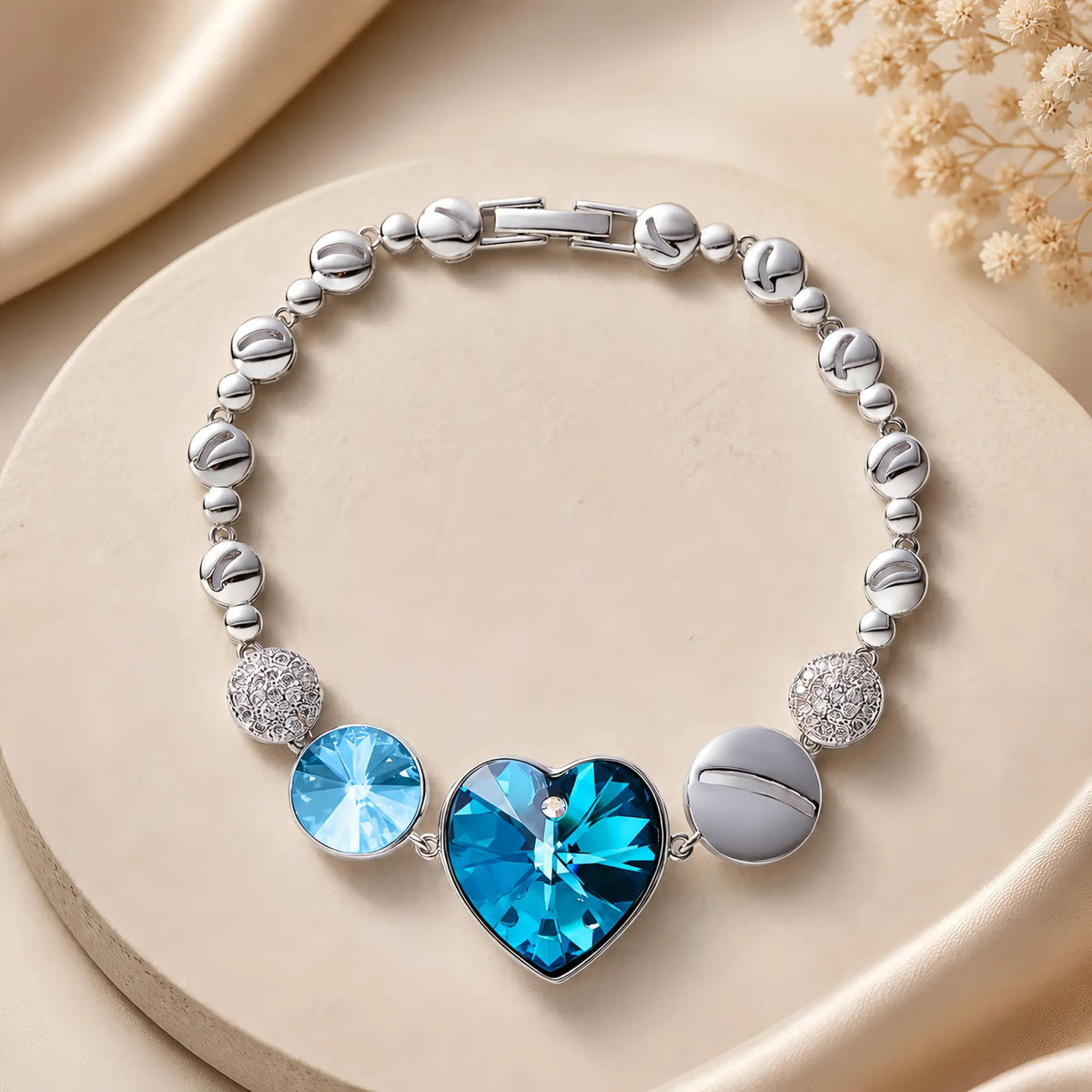 Heart of the Ocean charm bracelet